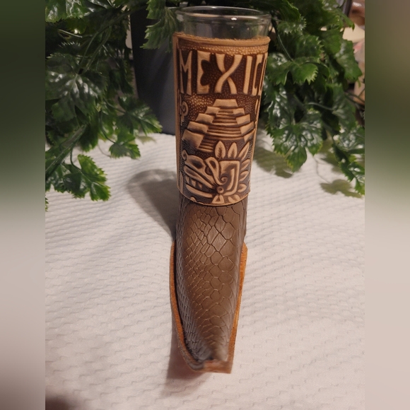 Tequila boot. - Picture 2 of 3